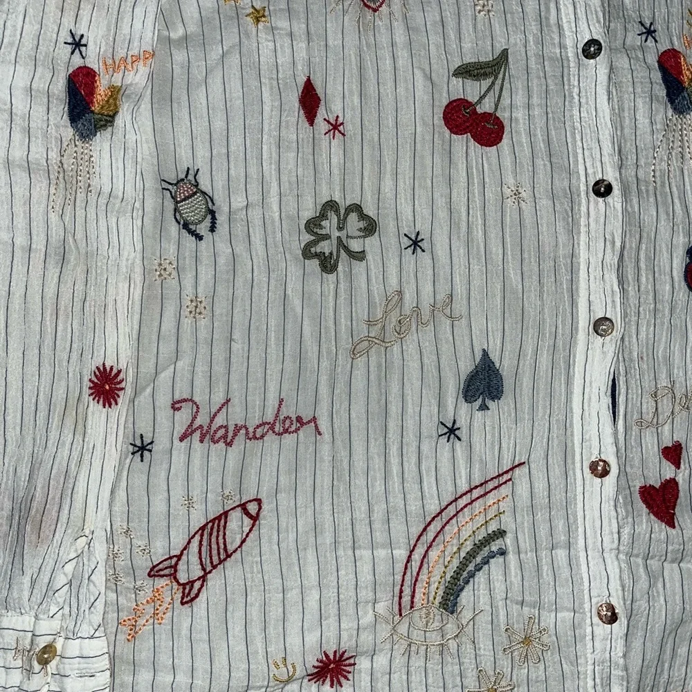 Johnny Was White Button Down Shirt with Multicolor Embroidery - Picture 4 of 8
